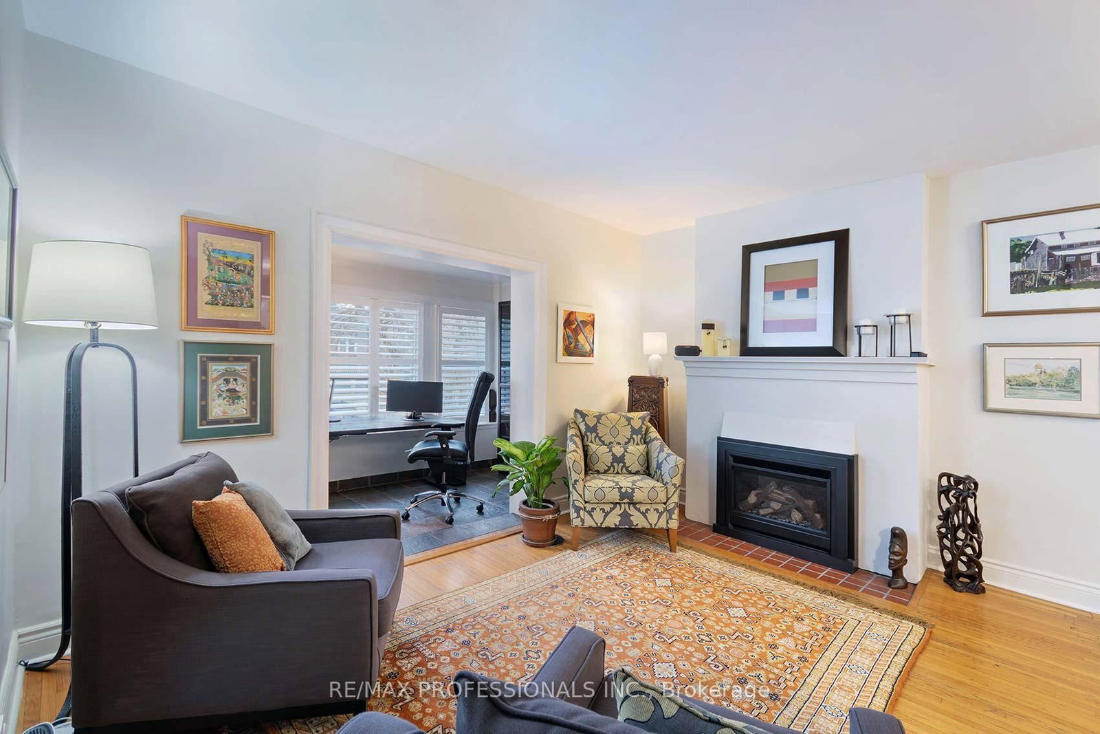 Listing Image 6