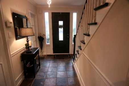 1316 Cambridge Dr, Oakville, L6J1S3 | Image 2