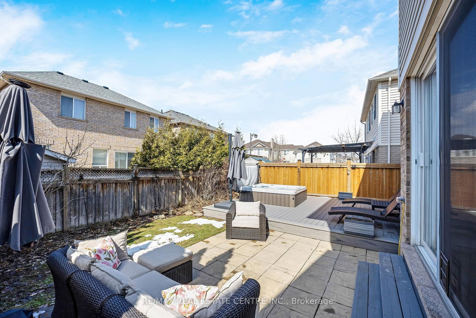 Listing Image 44