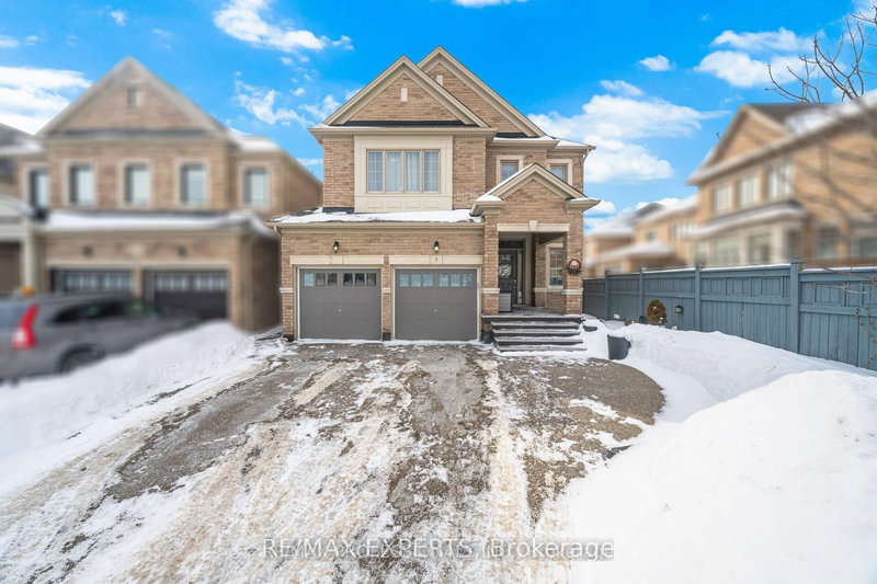 5 Mugford Cres, Brampton, L6Y 6A7 | Image 2