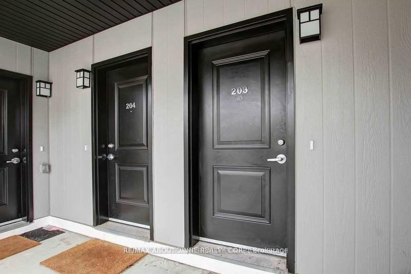 203 - 1202 Main St E, Milton, L9T 9K8 | Image 2