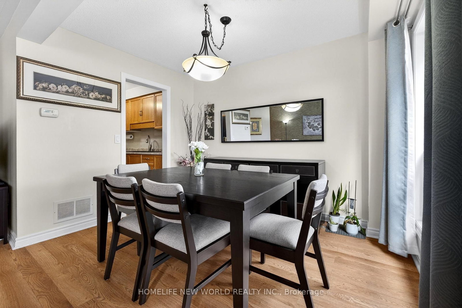 Townhouse for sale at 74 Heathcliffe Square, Brampton, Ontario, L6S 5R4 - Central Park - MLS: W12909540