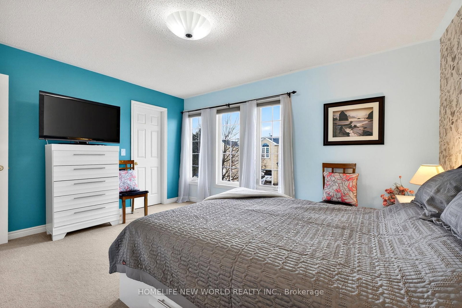 Townhouse for sale at 74 Heathcliffe Square, Brampton, Ontario, L6S 5R4 - Central Park - MLS: W12909540