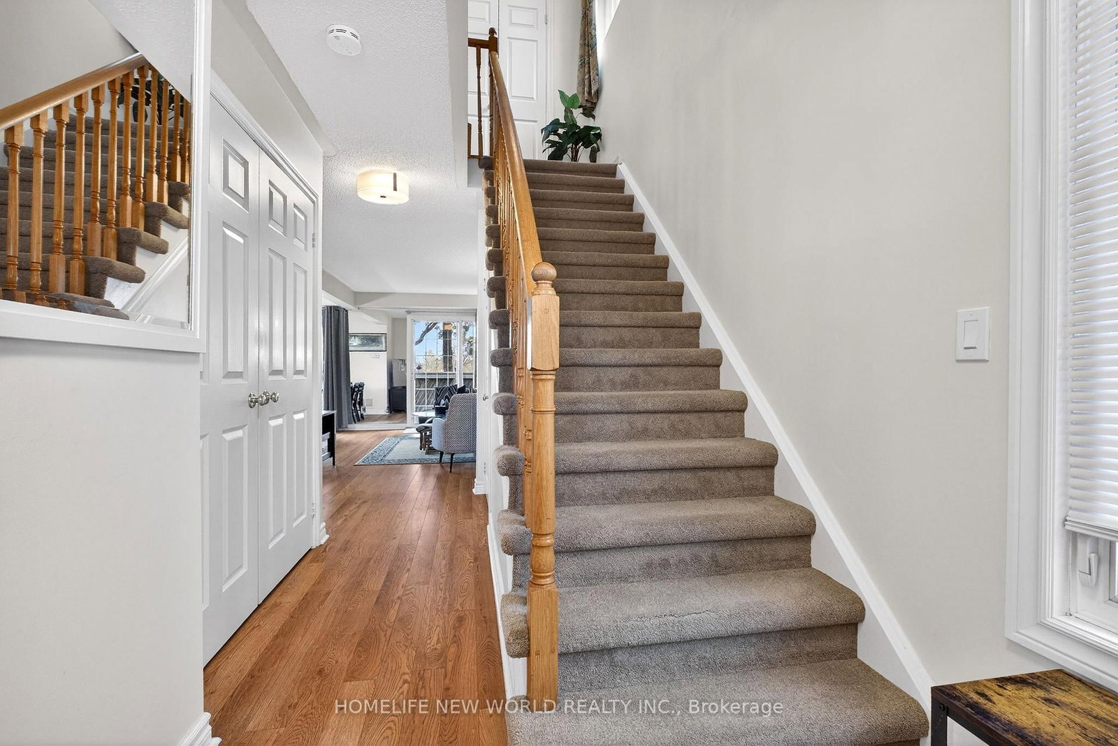 Townhouse for sale at 74 Heathcliffe Square, Brampton, Ontario, L6S 5R4 - Central Park - MLS: W12909540