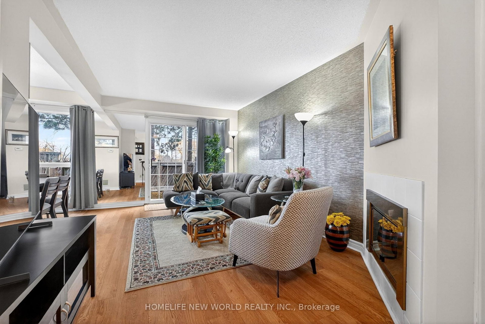 Townhouse for sale at 74 Heathcliffe Square, Brampton, Ontario, L6S 5R4 - Central Park - MLS: W12909540