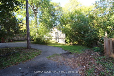 961 Lakeshore Rd | Mississauga | Image