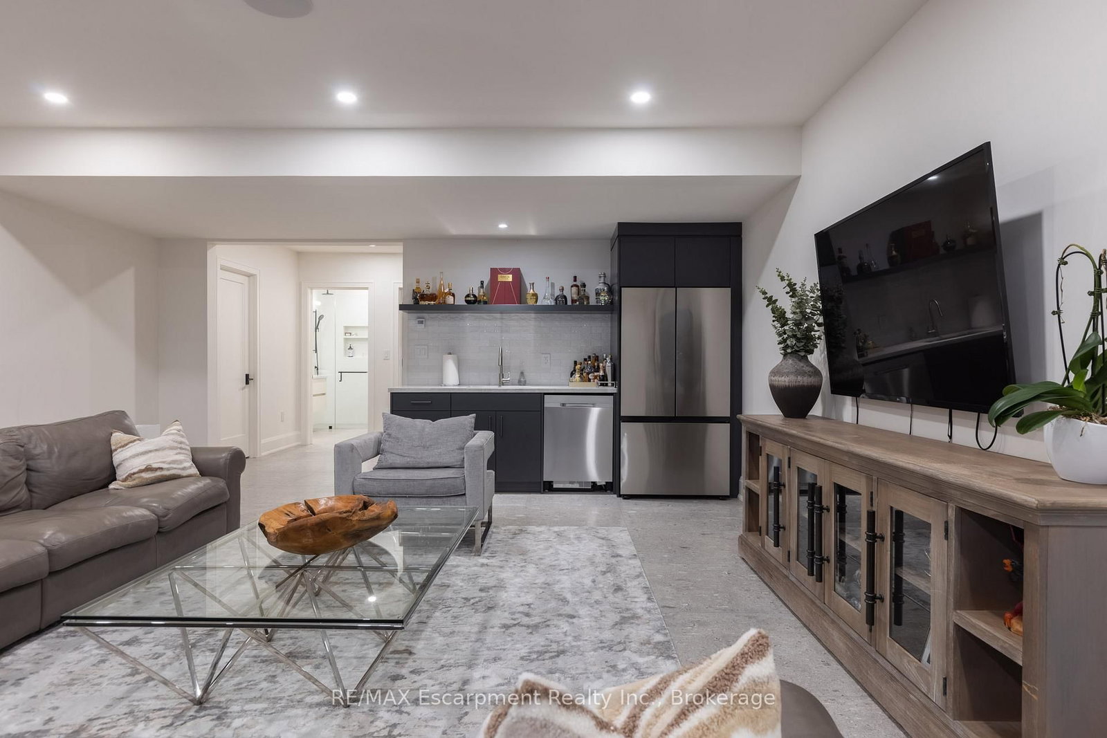 Detached House for sale at 540 Patricia Drive, Oakville, Ontario, L6K 1M2 - West - MLS: W12909578