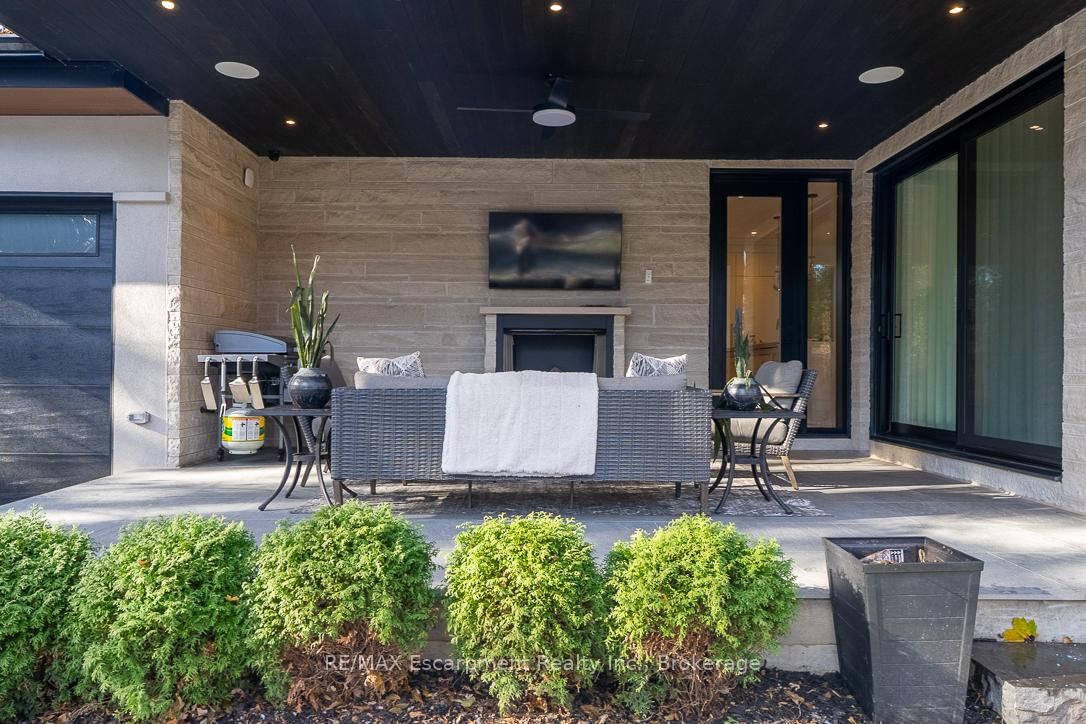 Detached House for sale at 540 Patricia Drive, Oakville, Ontario, L6K 1M2 - West - MLS: W12909578