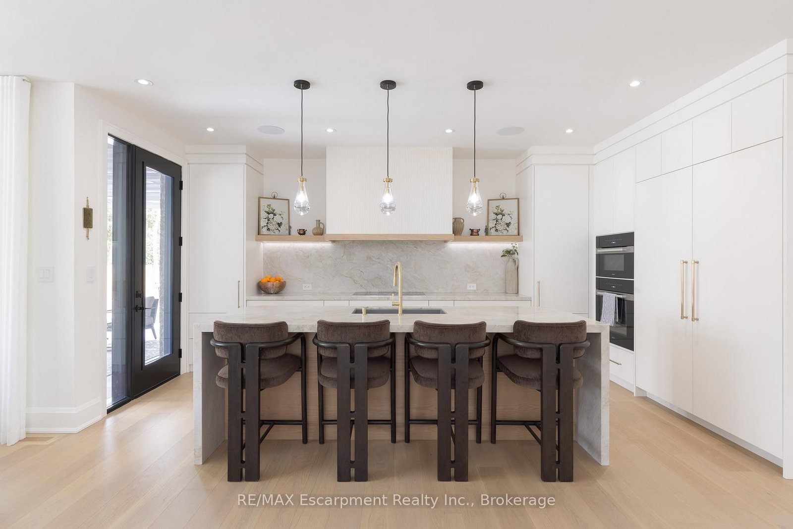 Detached House for sale at 540 Patricia Drive, Oakville, Ontario, L6K 1M2 - West - MLS: W12909578