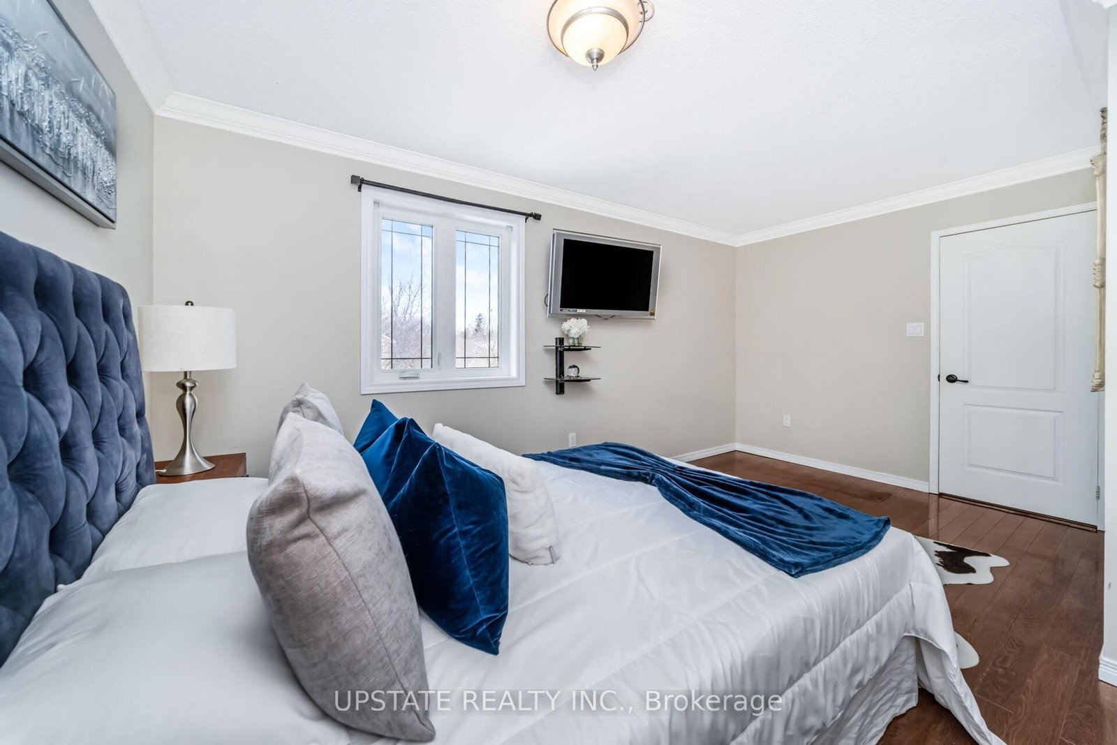 Detached House for sale at 7 Birchway Place, Halton Hills, Ontario, L7J 2X4 - Acton - MLS: W12909638