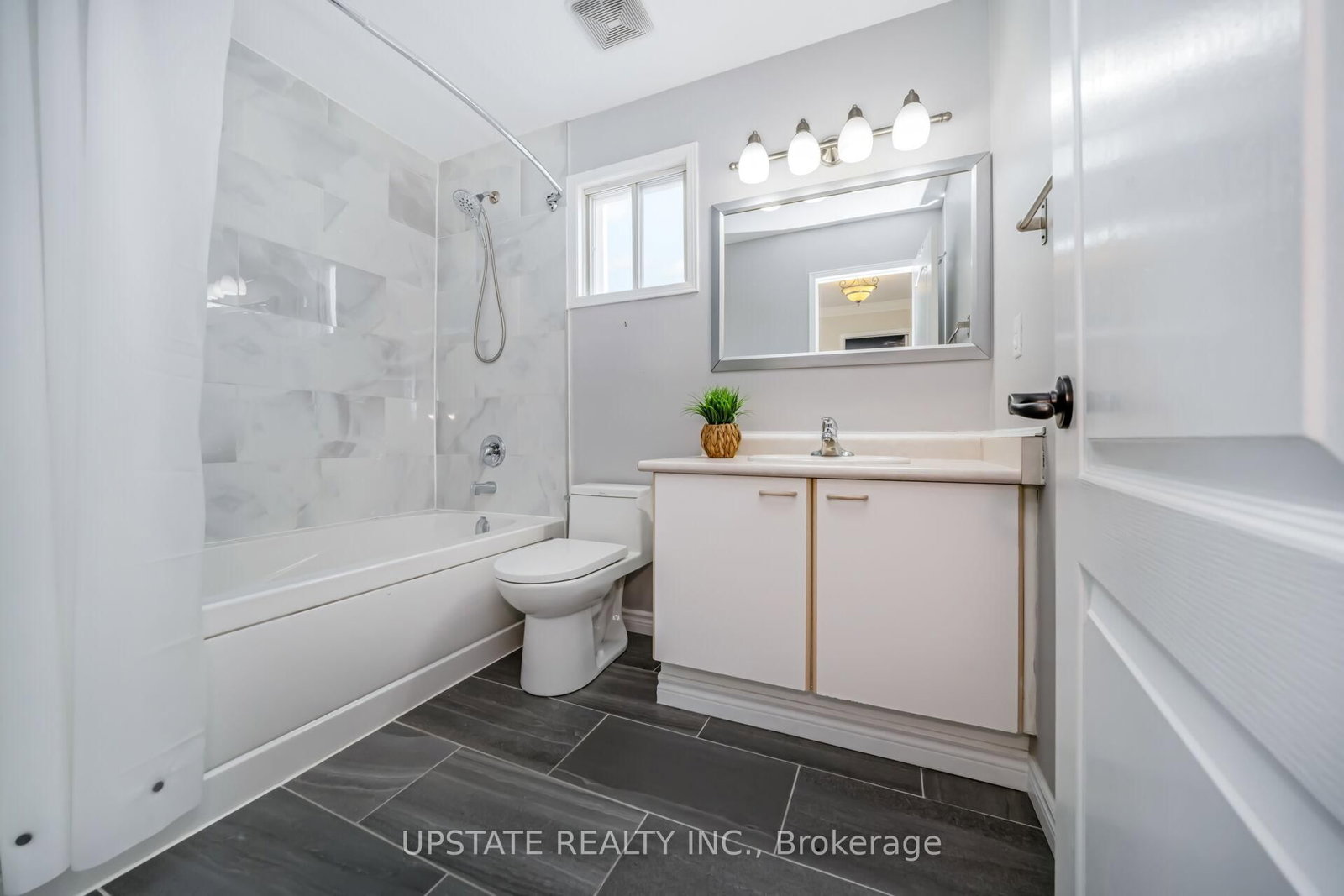 Detached House for sale at 7 Birchway Place, Halton Hills, Ontario, L7J 2X4 - Acton - MLS: W12909638