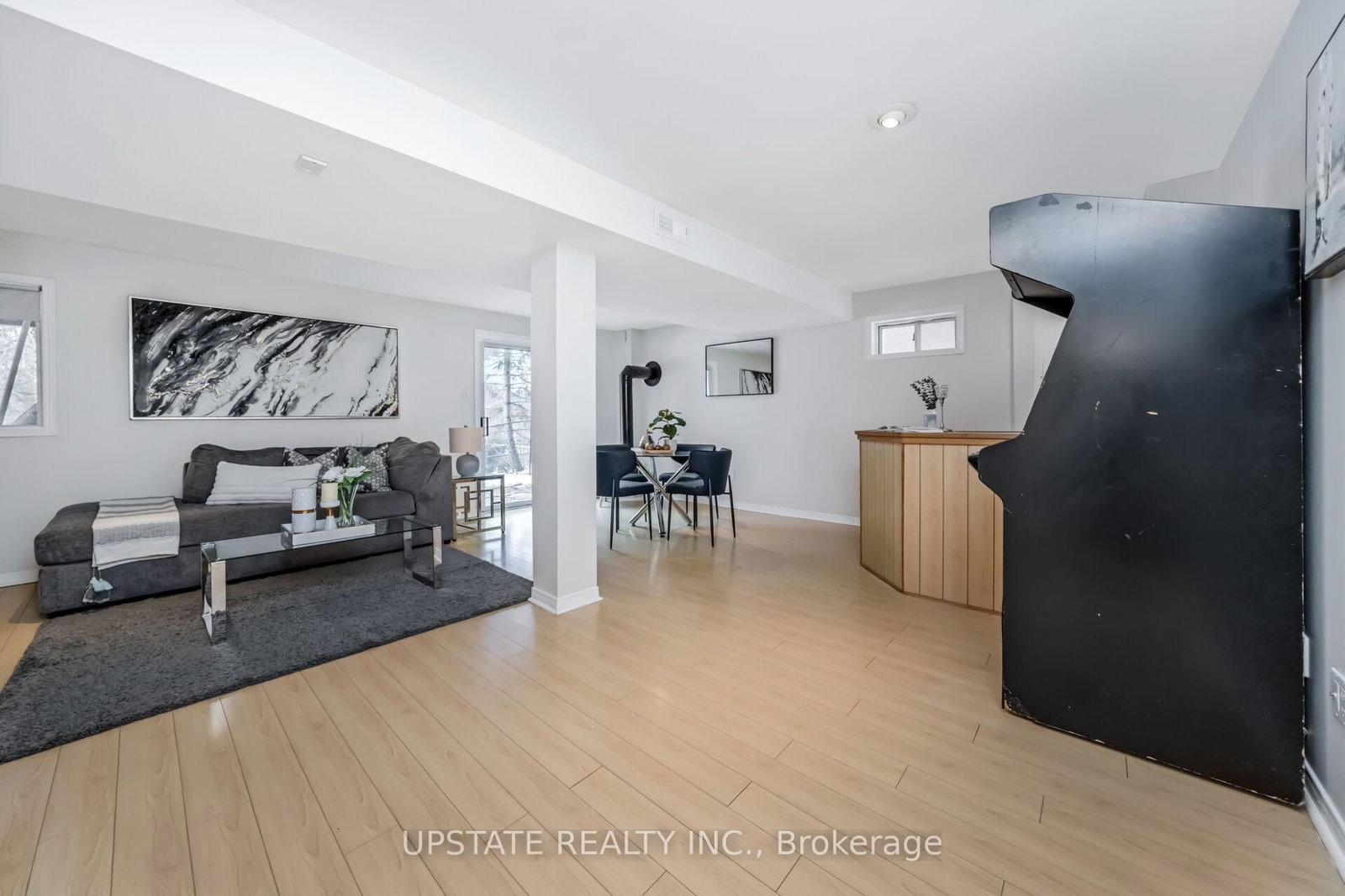 Detached House for sale at 7 Birchway Place, Halton Hills, Ontario, L7J 2X4 - Acton - MLS: W12909638