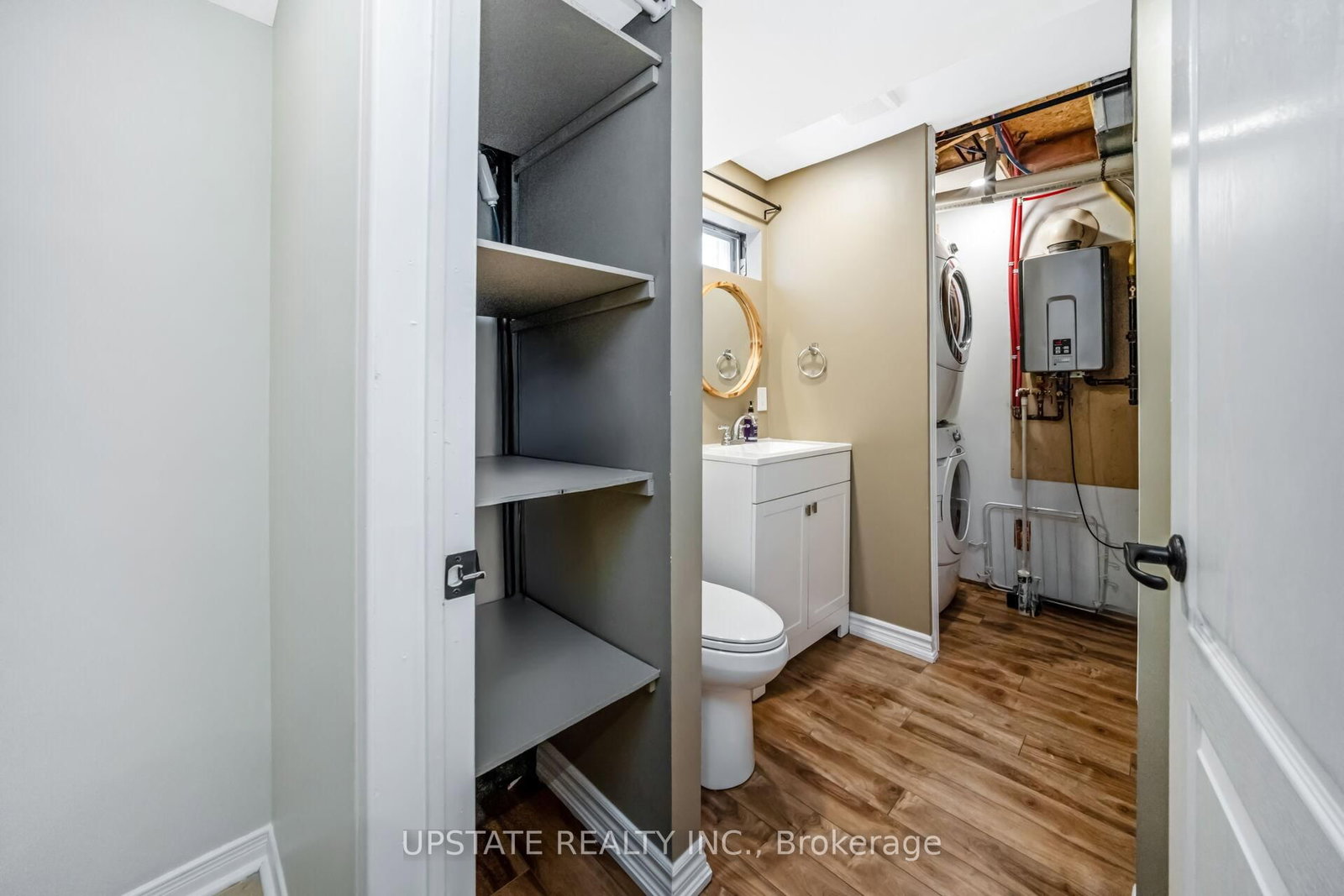 Detached House for sale at 7 Birchway Place, Halton Hills, Ontario, L7J 2X4 - Acton - MLS: W12909638