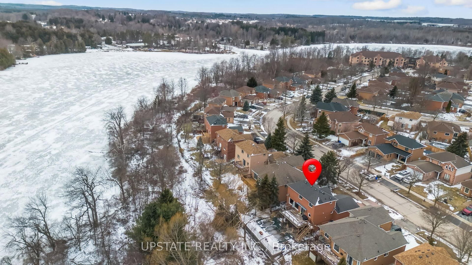 Detached House for sale at 7 Birchway Place, Halton Hills, Ontario, L7J 2X4 - Acton - MLS: W12909638