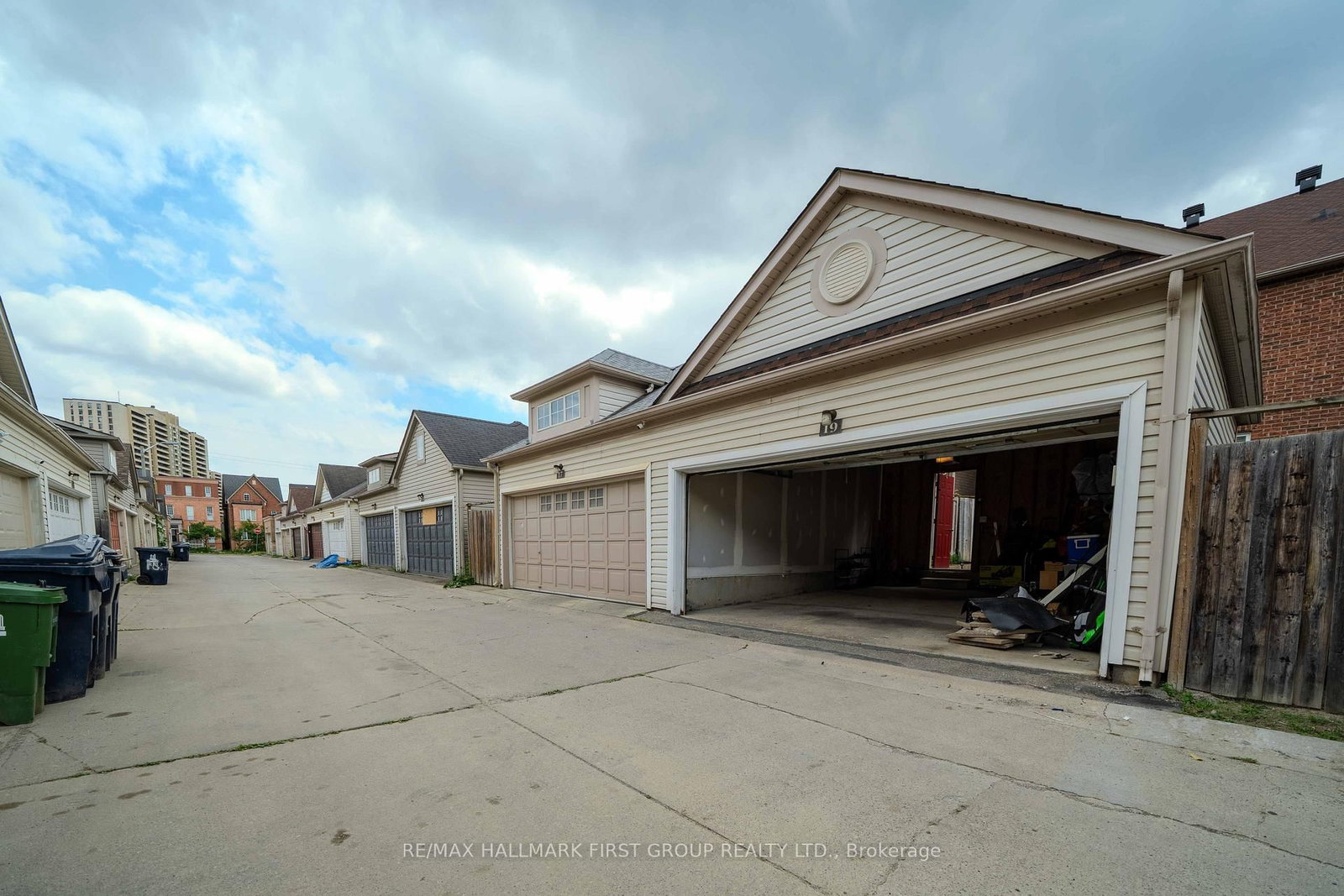 Listing Image 49