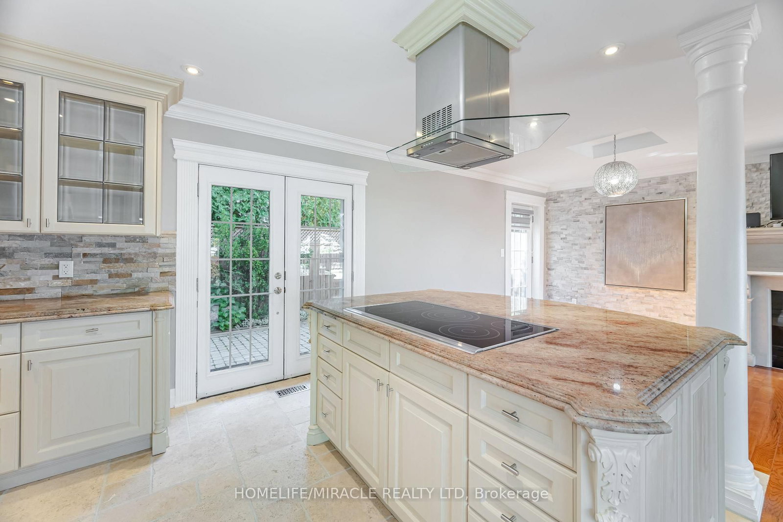 Detached House for sale at 308 Third Line, Oakville, Ontario, L6L 4A4 - West - MLS: W12909962