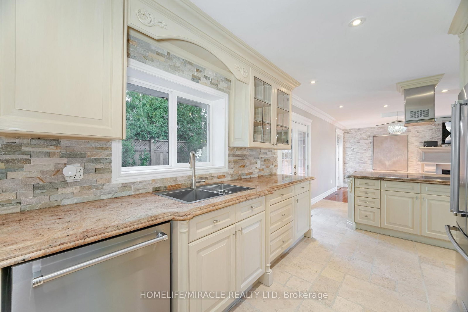 Detached House for sale at 308 Third Line, Oakville, Ontario, L6L 4A4 - West - MLS: W12909962