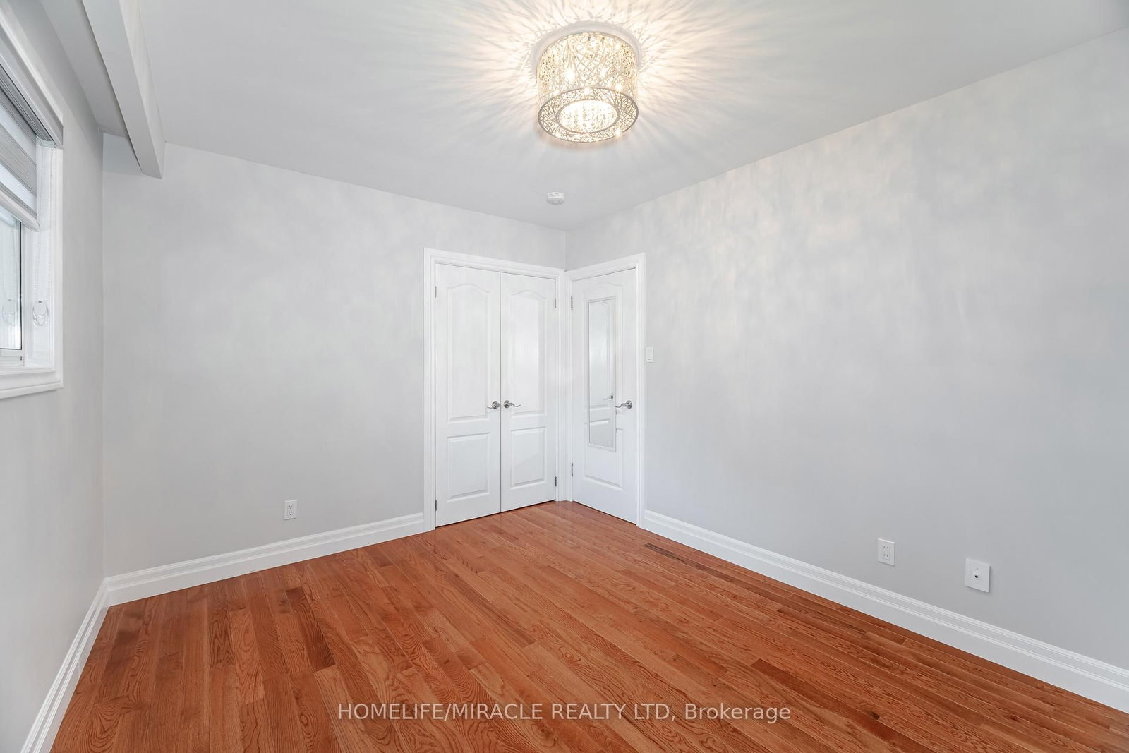 Detached House for sale at 308 Third Line, Oakville, Ontario, L6L 4A4 - West - MLS: W12909962