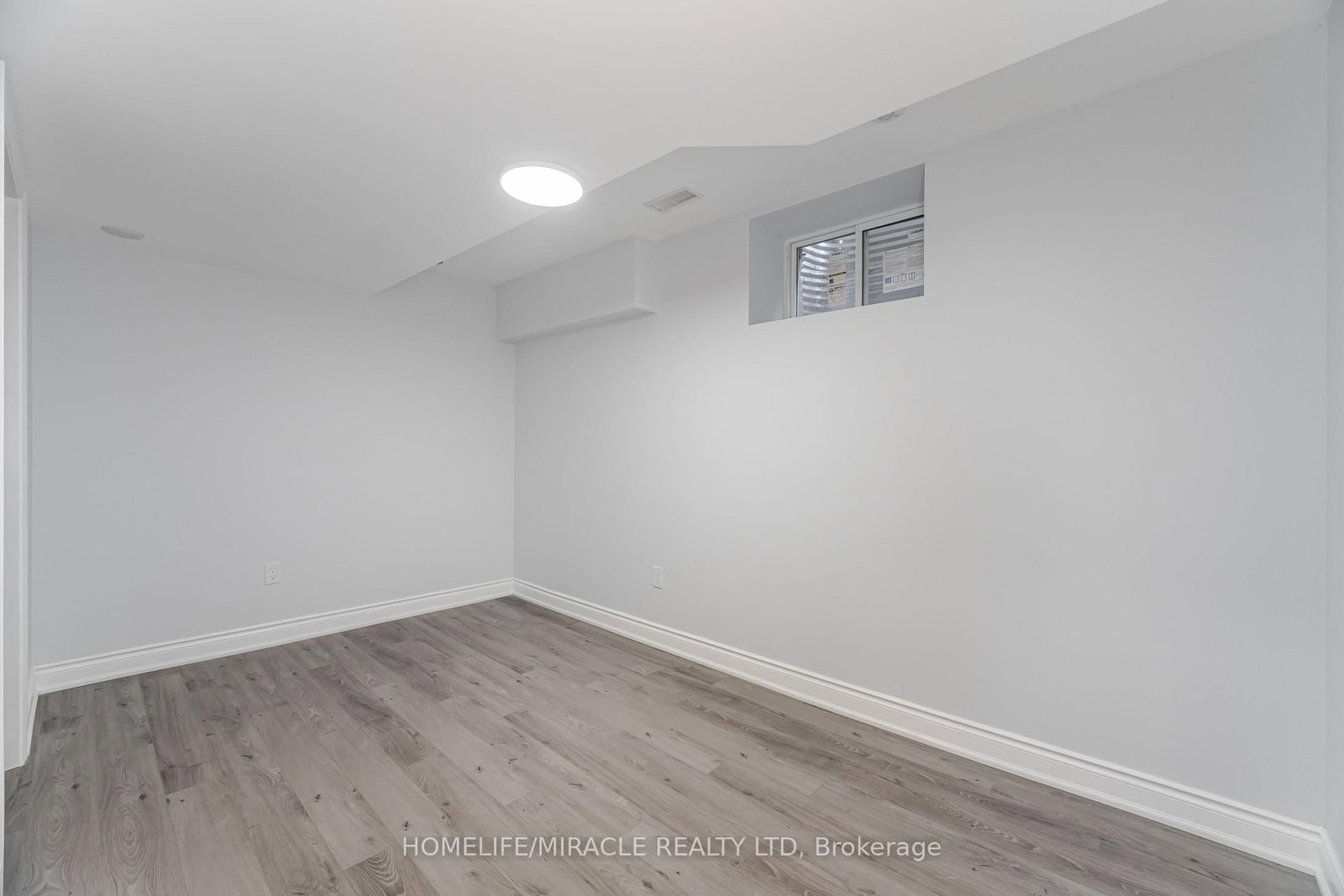 Detached House for sale at 308 Third Line, Oakville, Ontario, L6L 4A4 - West - MLS: W12909962