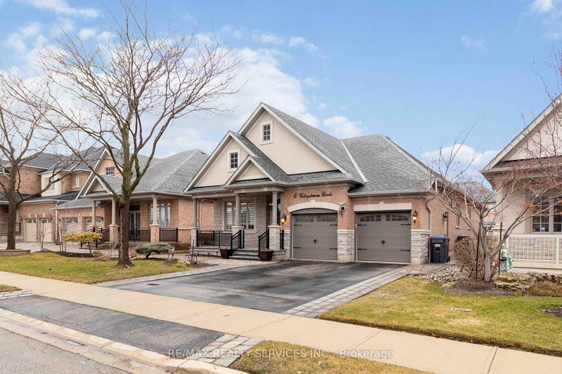 15 Valleystream Circ, Brampton, L6P 2E2 | Image 2