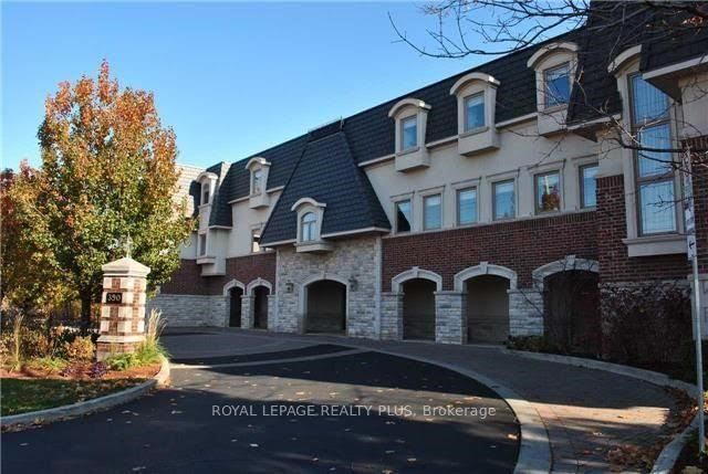 305 - 390 Upper Middle Road E