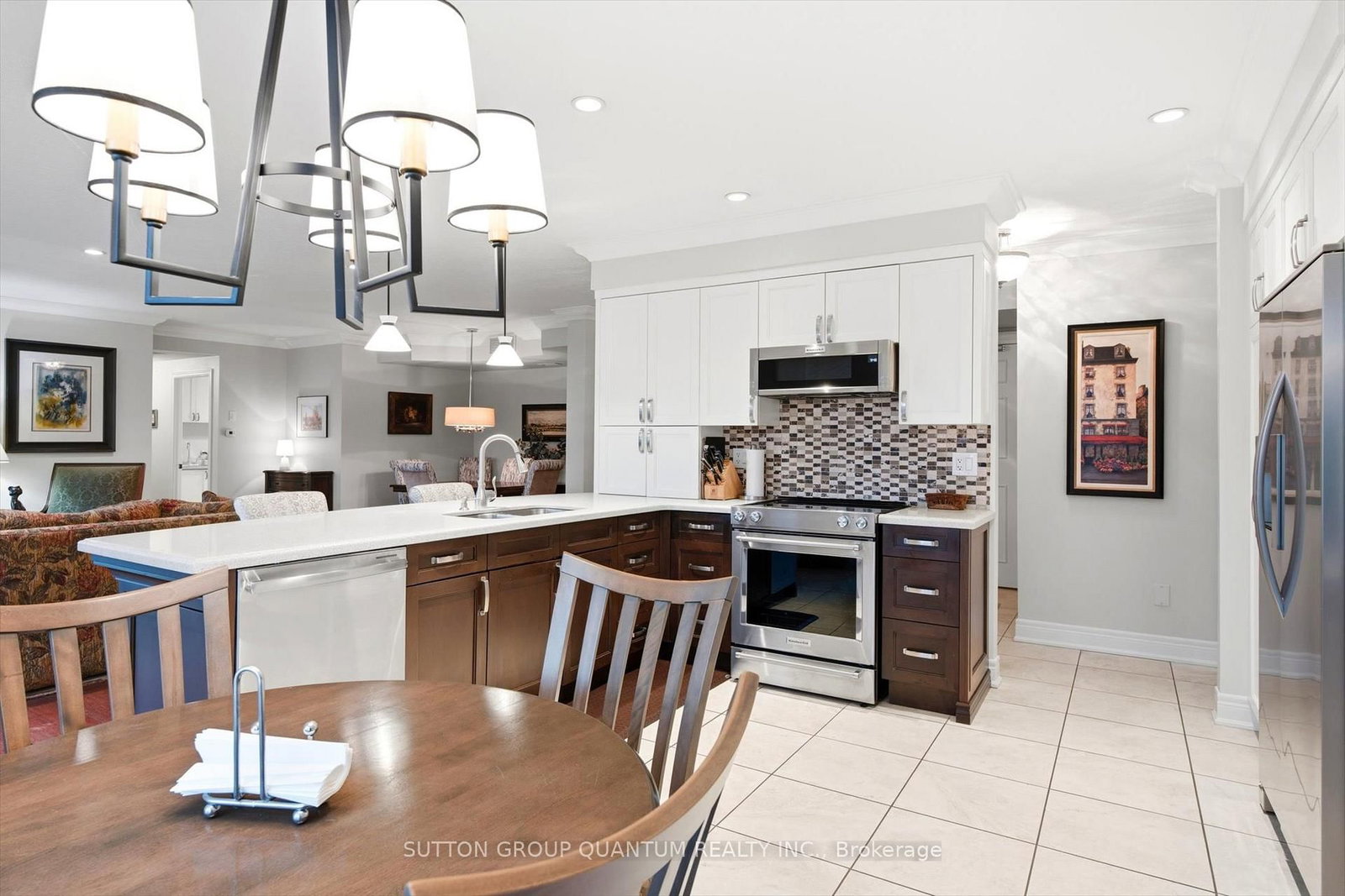 390 E Upper Middle Road • #305 • Oakville, ON photo 14