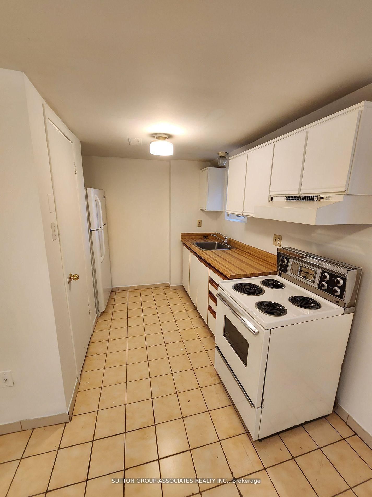 134 Grand Avenue, Unit Unit D Lower - Photo 4