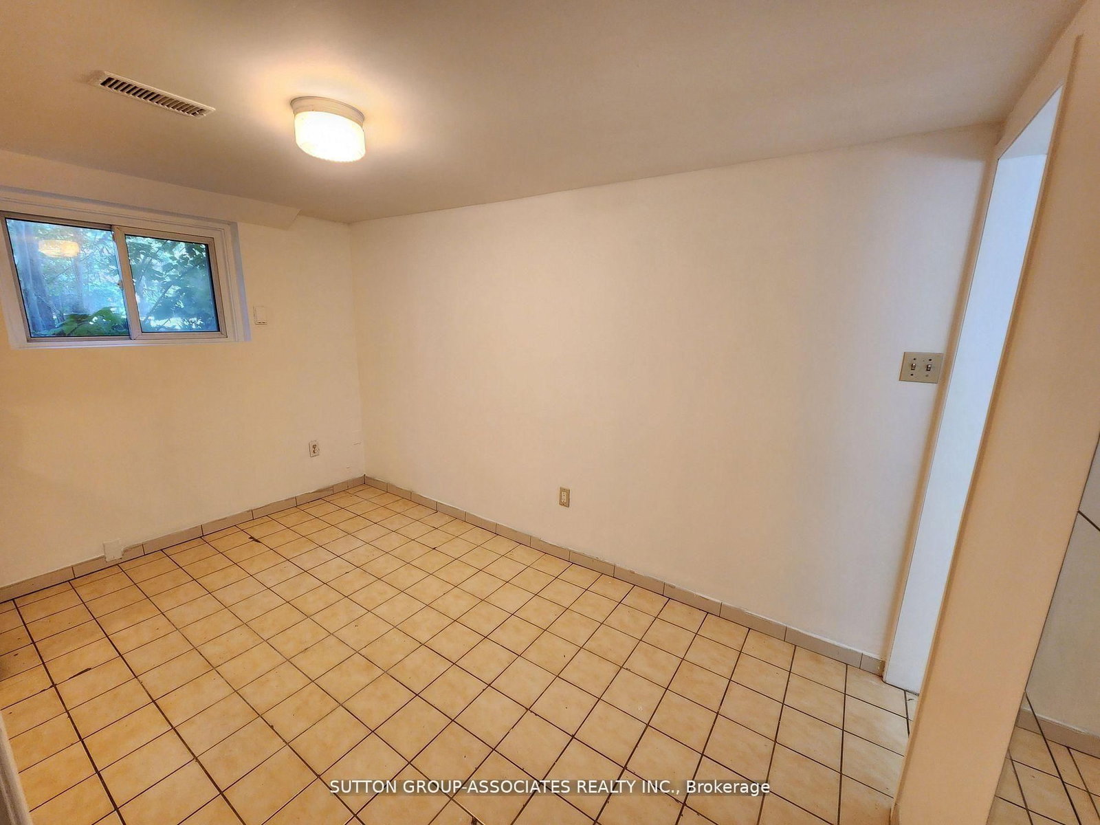 134 Grand Avenue, Unit Unit D Lower - Photo 6