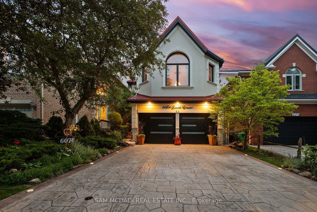 6074 Leeside Crescent