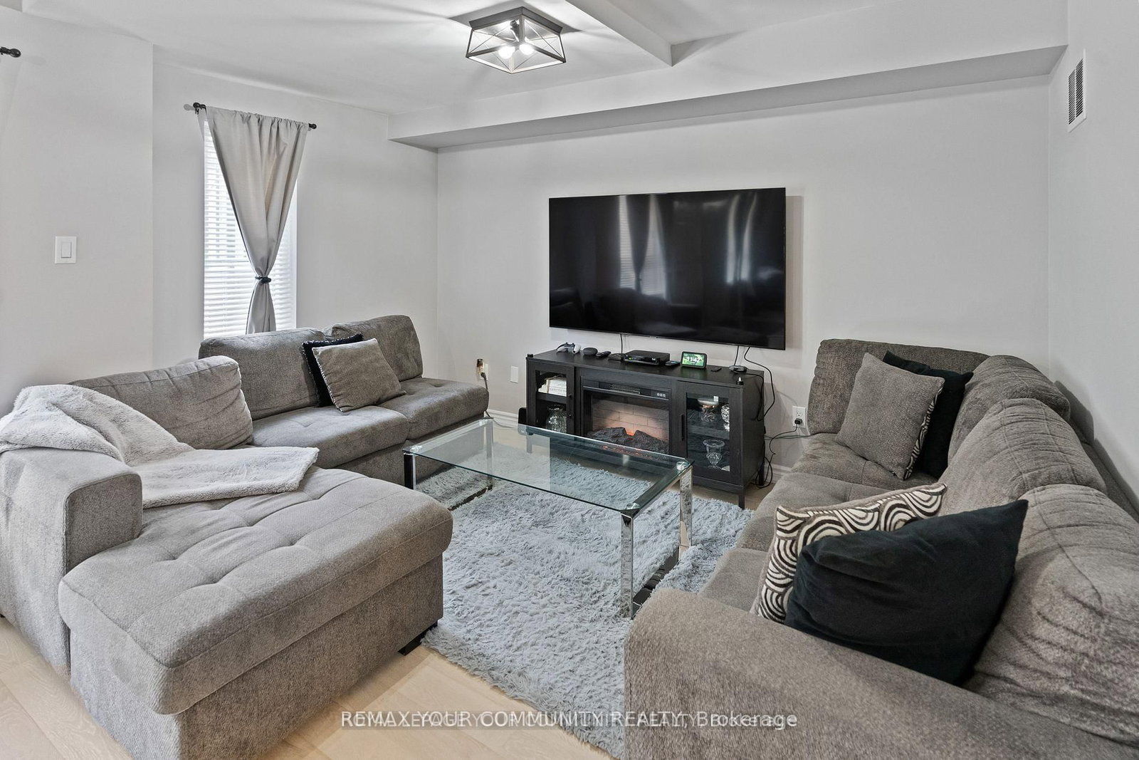 55 George Appleton Way • #1035 • Toronto, ON photo 8