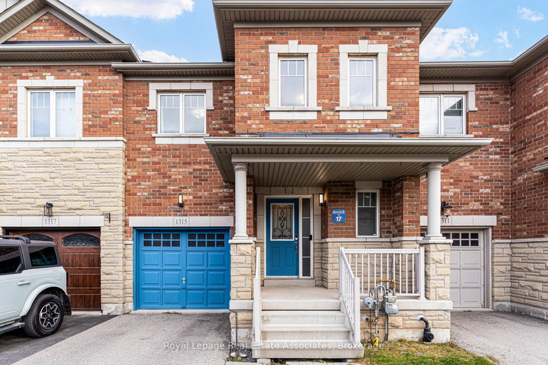 1315 Brandon Terr, Milton, L9T 7R3 | Image 2