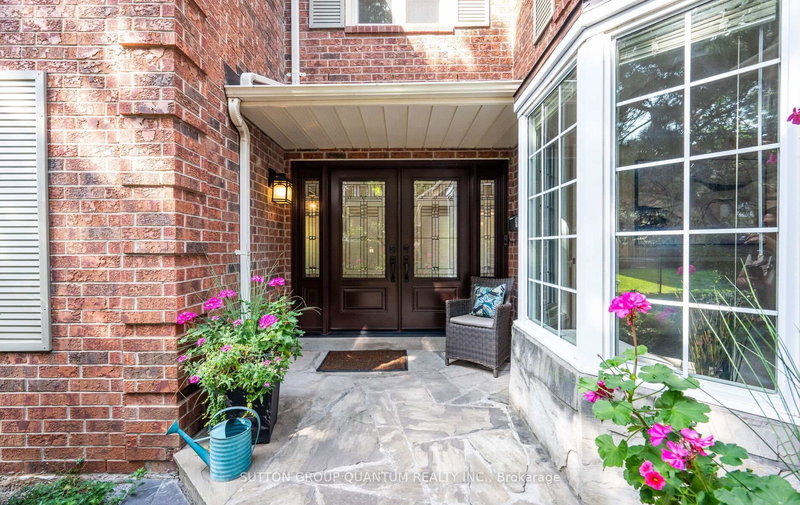 4008 Powderhorn Crt, Mississauga, L5L 3C4 | Image 3