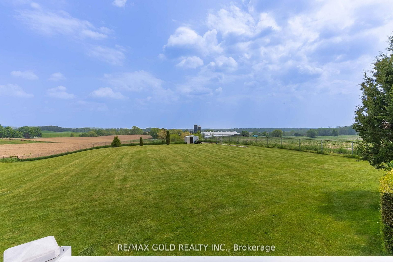 Detached House for sale at 45 Humber Trail, Caledon, Ontario, L7E 0B2 - Palgrave - MLS: W12911254