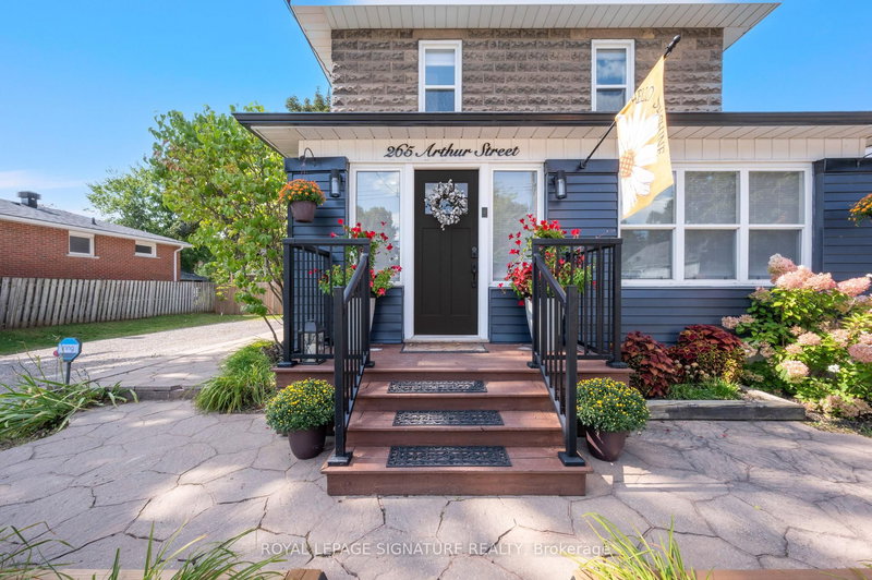 265 Arthur St, Halton Hills, L7J 1M2 | Image 2