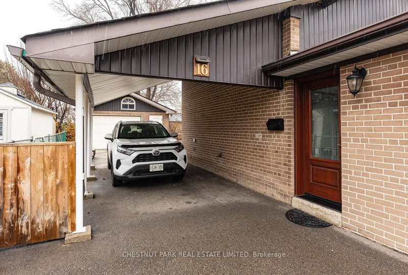 16 Vanderbrent Cres, Toronto, M9R 3W8 | Image 3