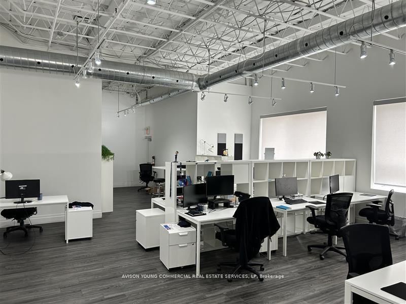 91 Tycos Drive, Unit 202 - Photo 2