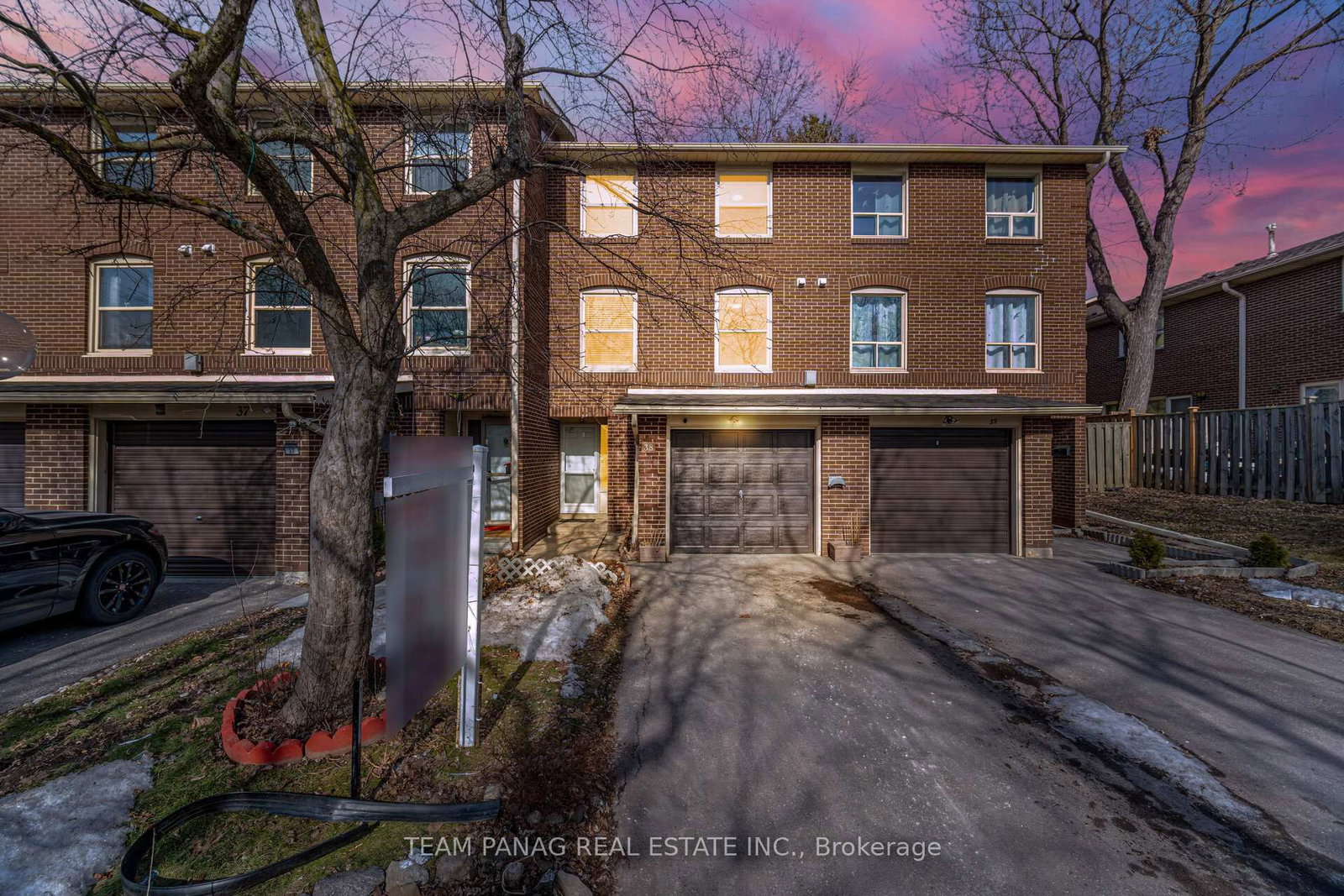 Townhouse for sale at 38 Eden Park, Brampton, Ontario, L6T 3A5 - Southgate - MLS: W12912170