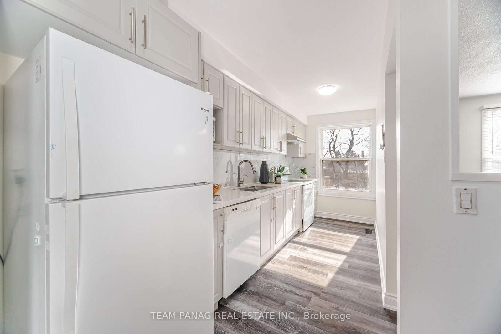 Townhouse for sale at 38 Eden Park, Brampton, Ontario, L6T 3A5 - Southgate - MLS: W12912170