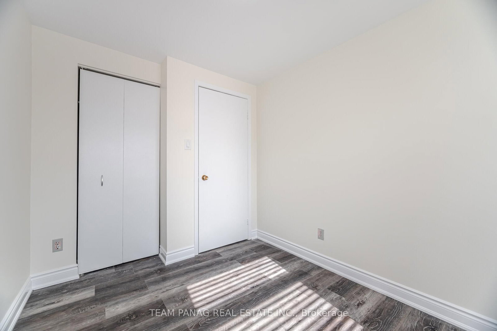 Townhouse for sale at 38 Eden Park, Brampton, Ontario, L6T 3A5 - Southgate - MLS: W12912170