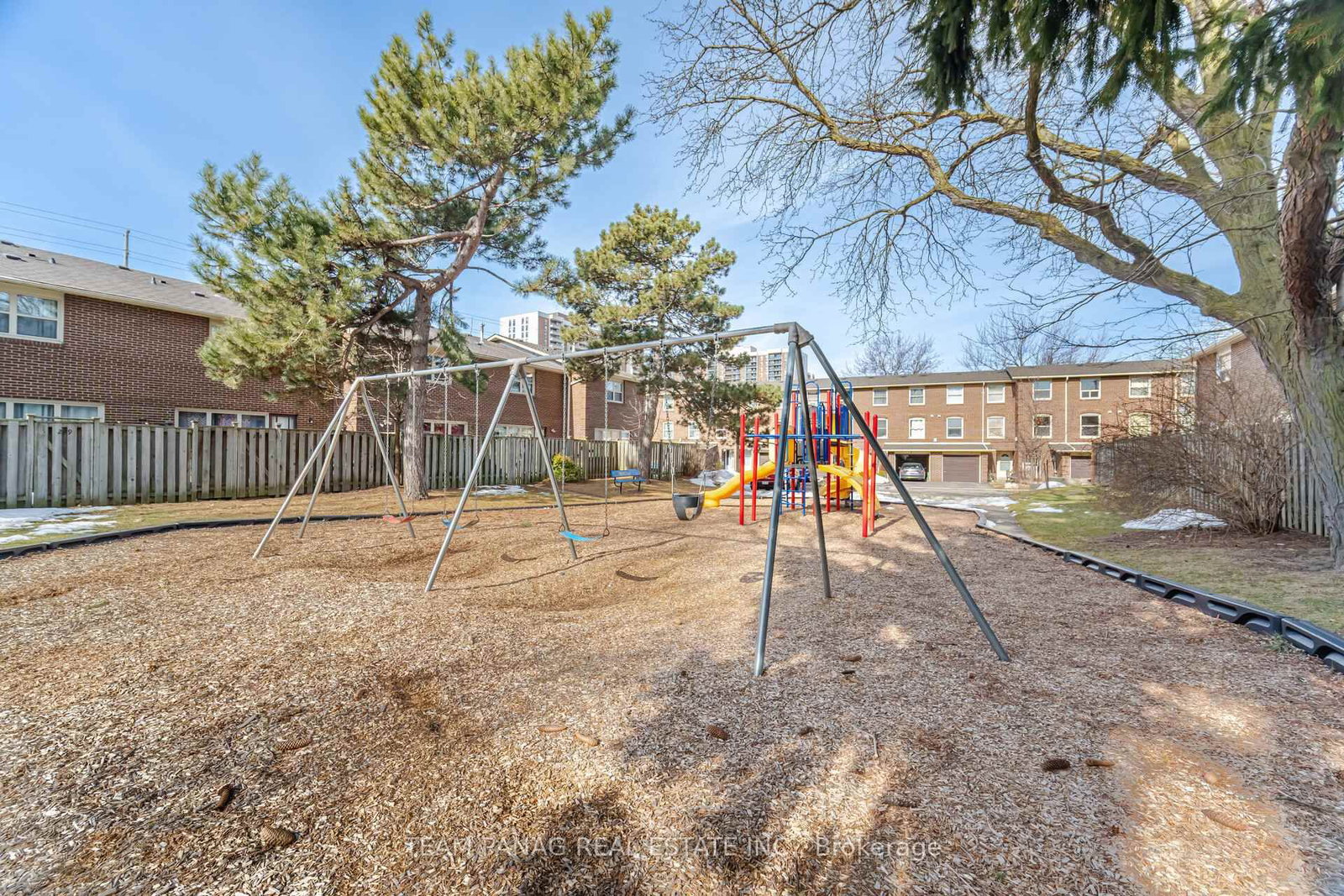 Townhouse for sale at 38 Eden Park, Brampton, Ontario, L6T 3A5 - Southgate - MLS: W12912170