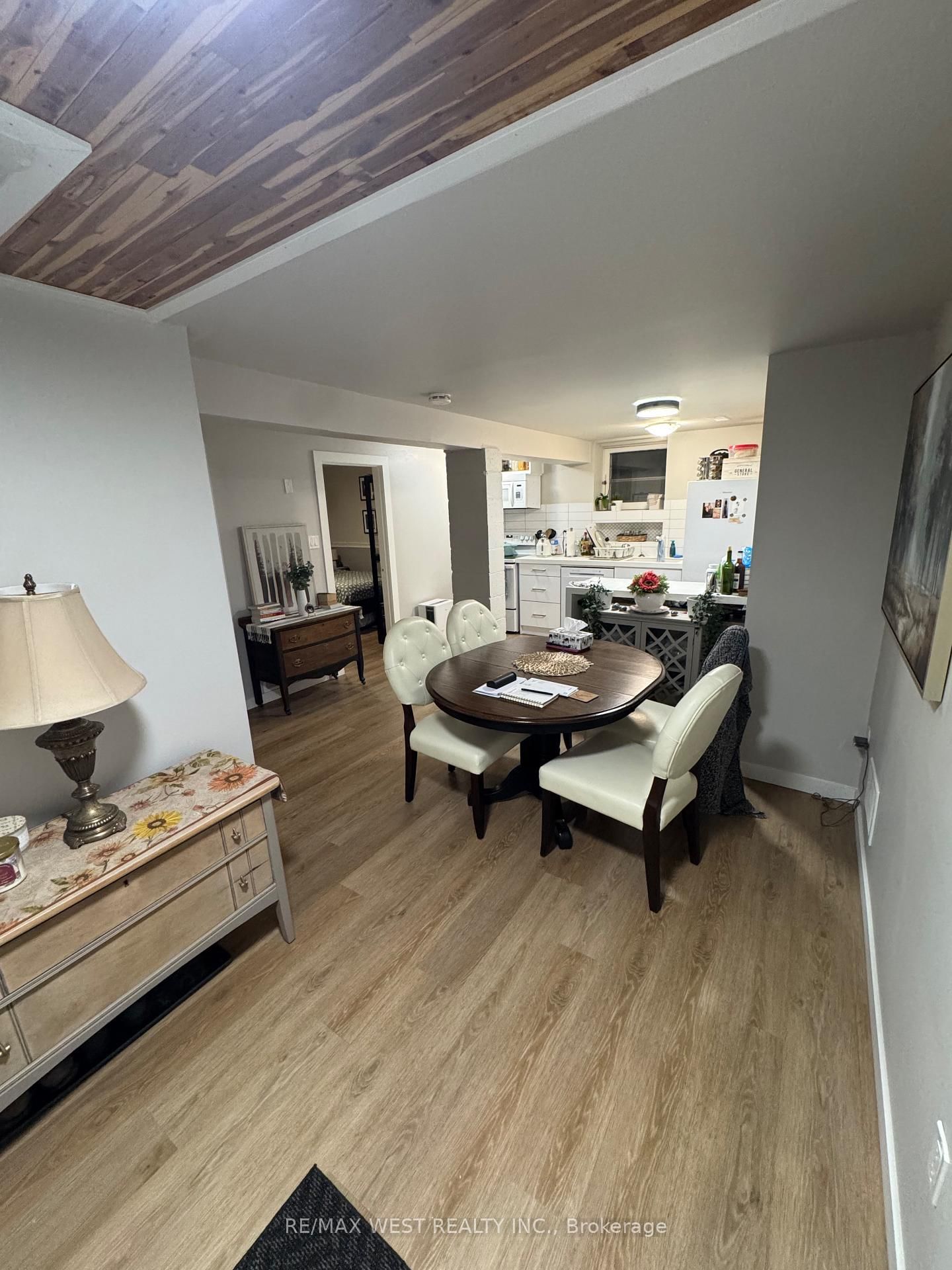 35 Lilywood Road, Unit B2 - Photo 15