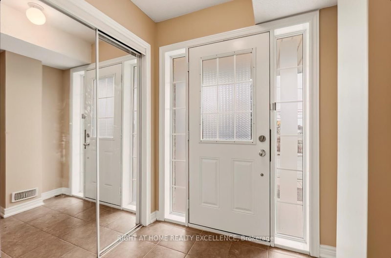 33 October Pl, Brampton, L6Y 0R6 | Image 3