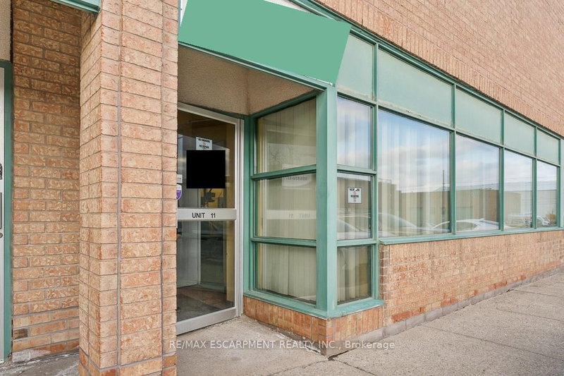 11 - 2430 Lucknow Dr, Mississauga, L5S 1V3 | Image 2