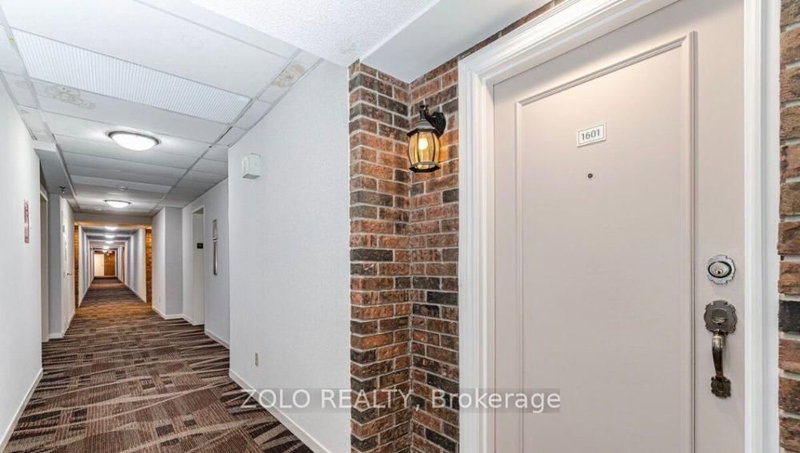 1601 - 3 Lisa St, Brampton, L6T 4A2 | Image 2