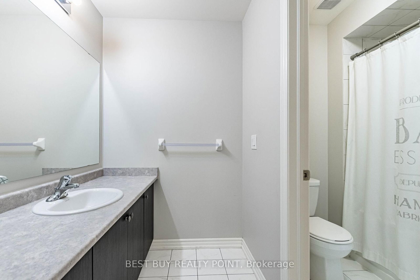 Semi-Detached House for sale at 92 Colville Place, Milton, Ontario, L9E 1G8 - Ford - MLS: W12912884