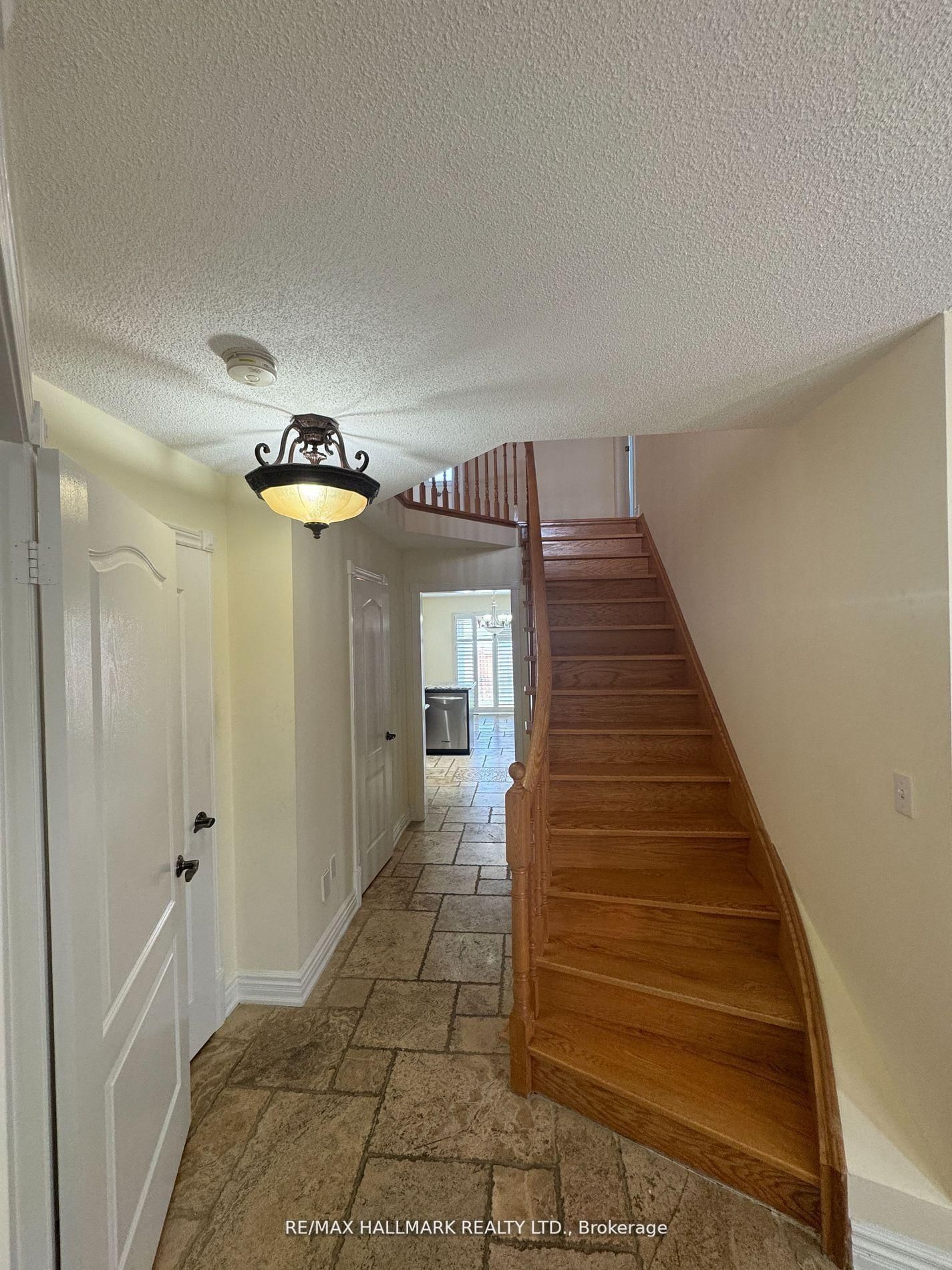 Detached House for sale at 203 Landsbridge Street, Caledon, Ontario, L7E 2J6 - Bolton East - MLS: W12913006