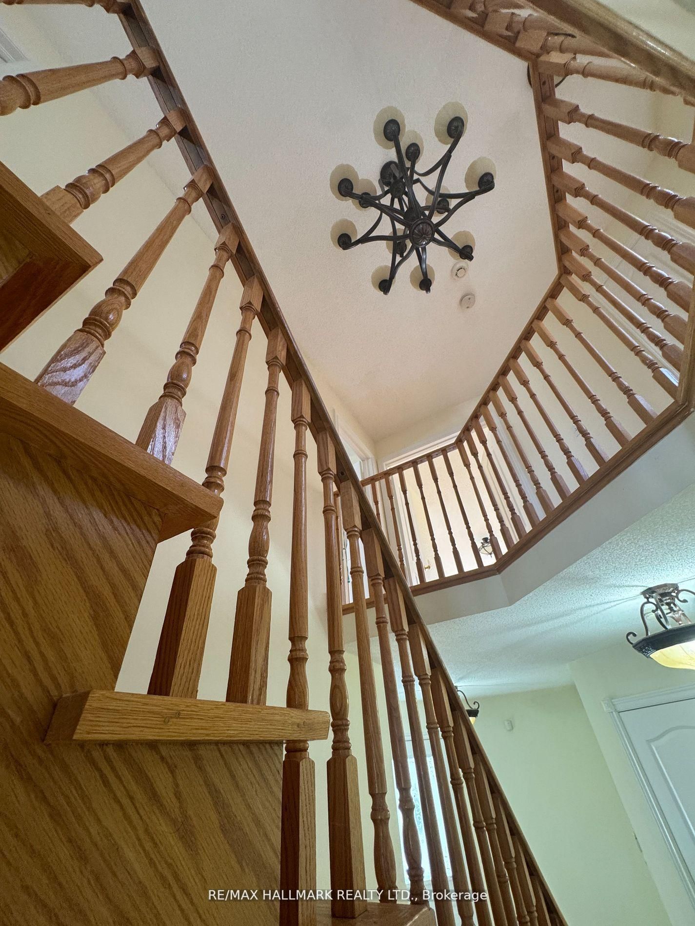 Detached House for sale at 203 Landsbridge Street, Caledon, Ontario, L7E 2J6 - Bolton East - MLS: W12913006