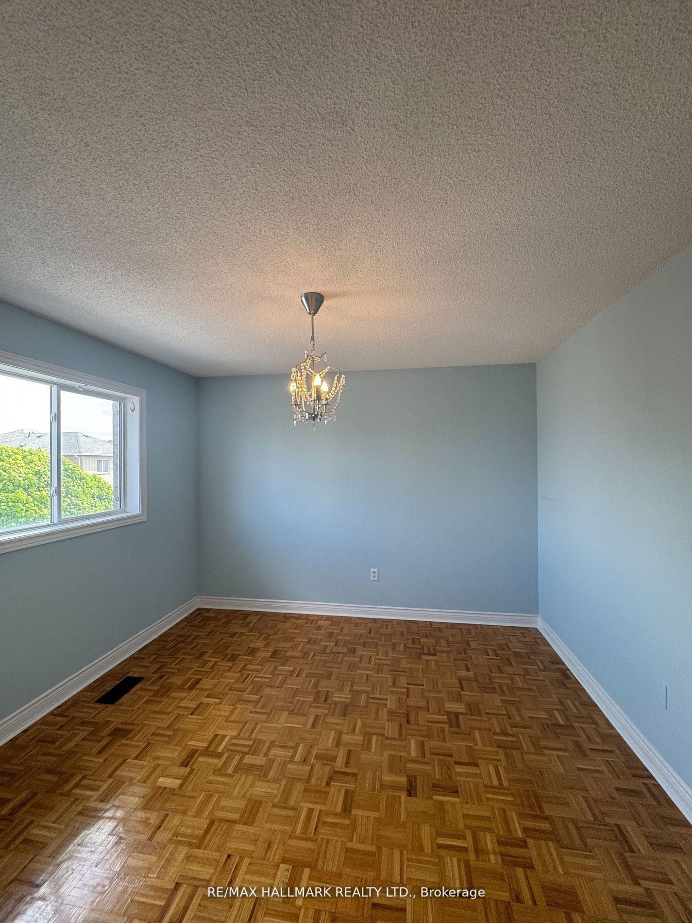 Detached House for sale at 203 Landsbridge Street, Caledon, Ontario, L7E 2J6 - Bolton East - MLS: W12913006