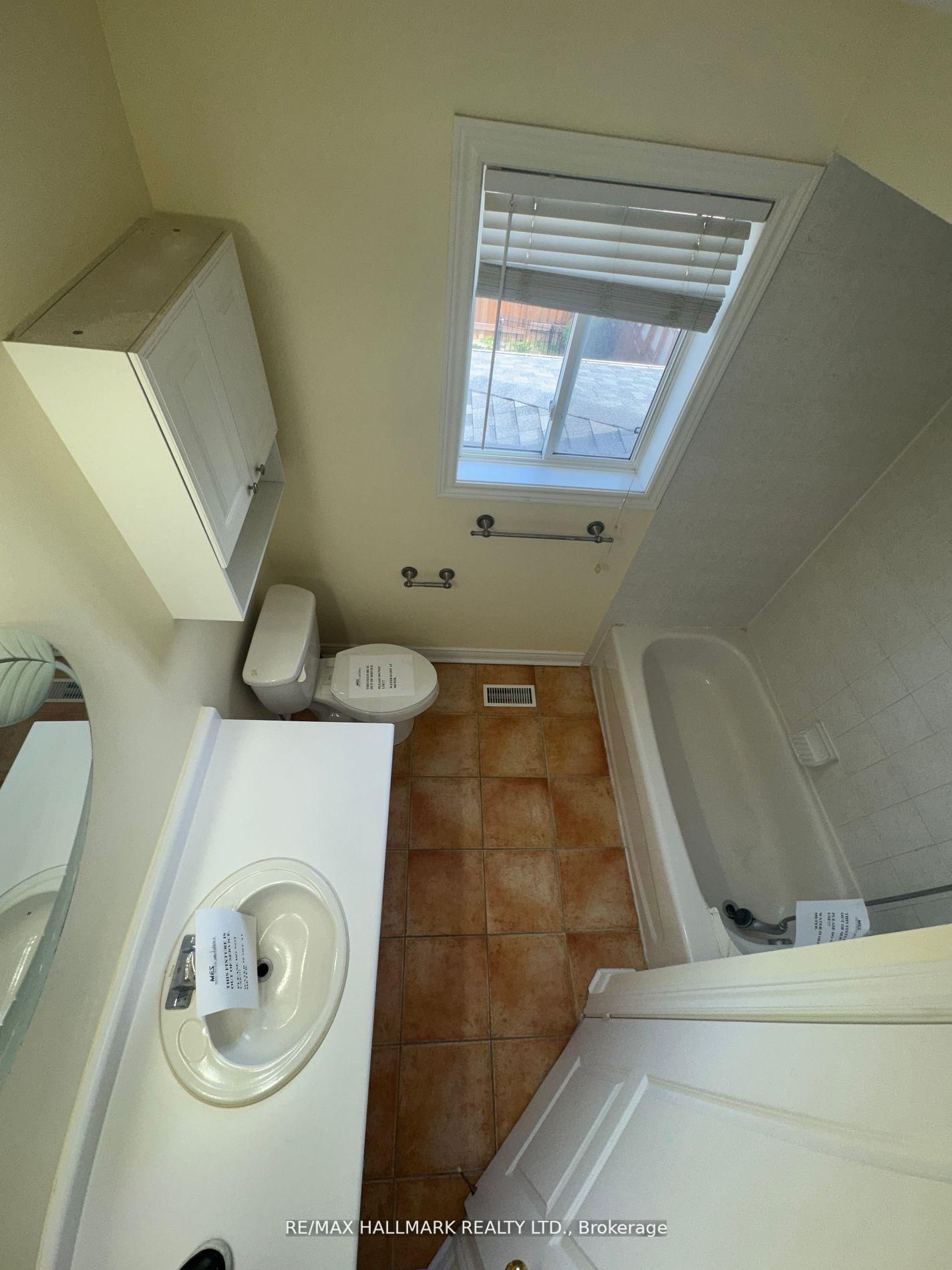 Detached House for sale at 203 Landsbridge Street, Caledon, Ontario, L7E 2J6 - Bolton East - MLS: W12913006