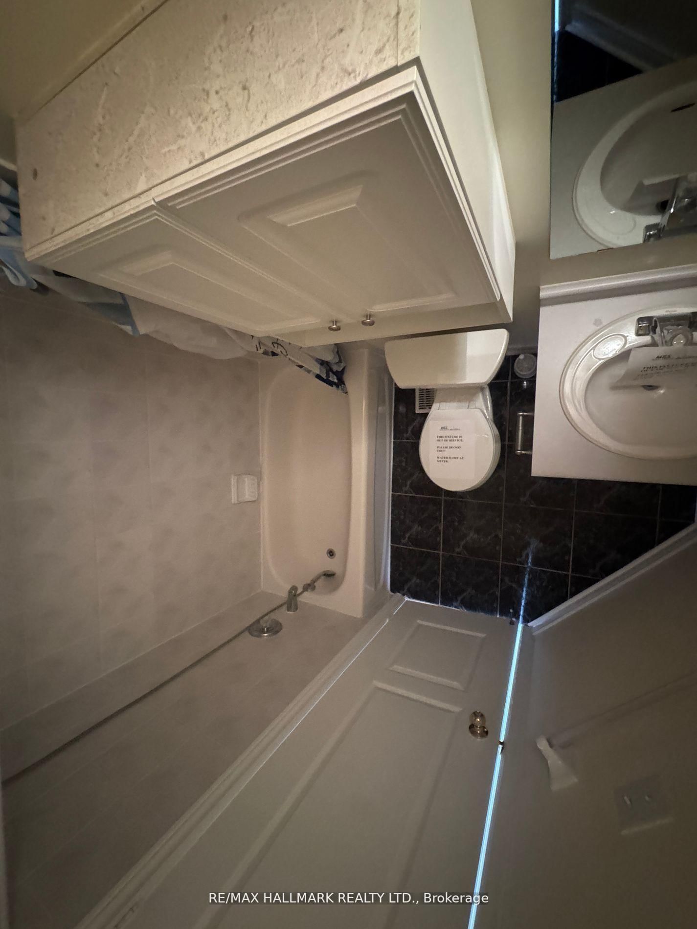 Detached House for sale at 203 Landsbridge Street, Caledon, Ontario, L7E 2J6 - Bolton East - MLS: W12913006